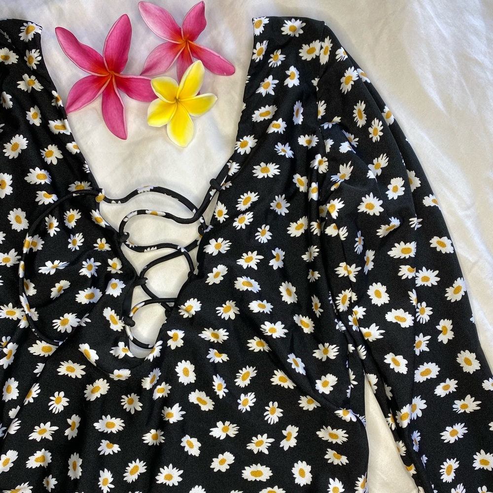 VOLCOM one piece with long sleeves
